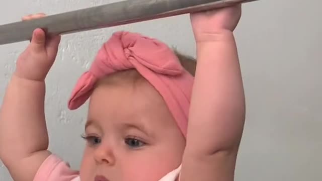 La futura calisténica de la familia jajajajaja #streetworkout #calistenia #humor