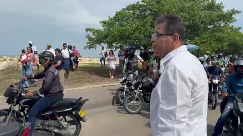 Director del DATT hace presencia en paro de taxistas