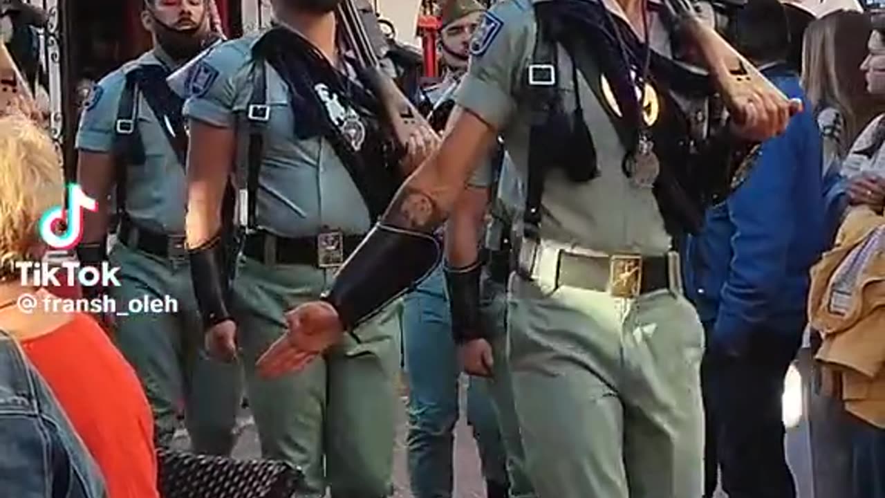 Spanish Military marching. Sassy