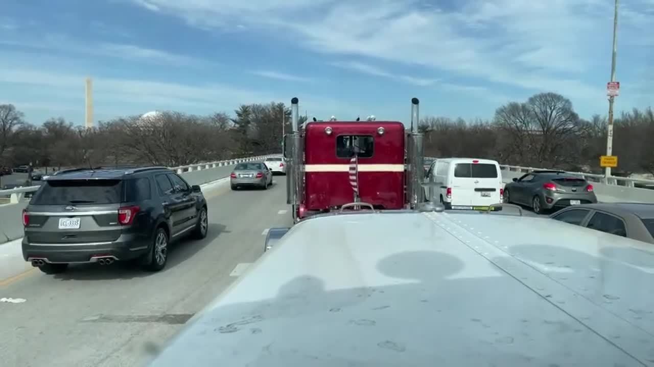 People's Convoy rolling into DC 3-16-22