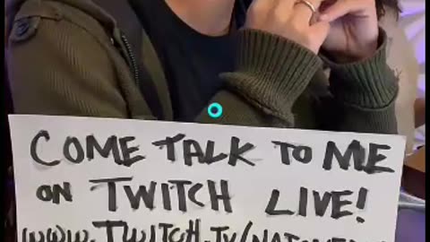 Garrett Clayton with his fellow twitch streamers 3/28/23
