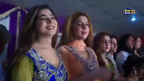 Mahik Malik reaction song