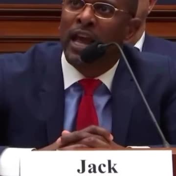 We need God back in our schools. Without Him, everything falls apart❤️