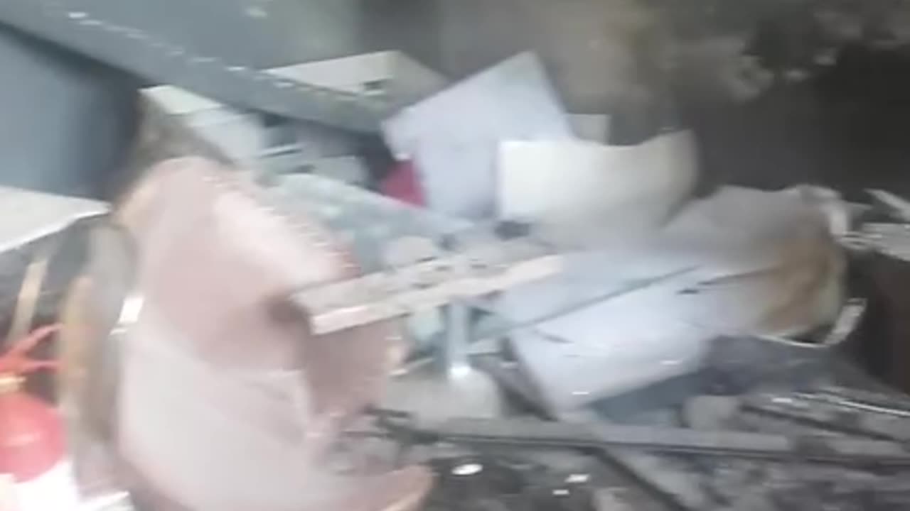 Bomb Kills Russian Blogger in St. Petersburg Cafe(Insane)
