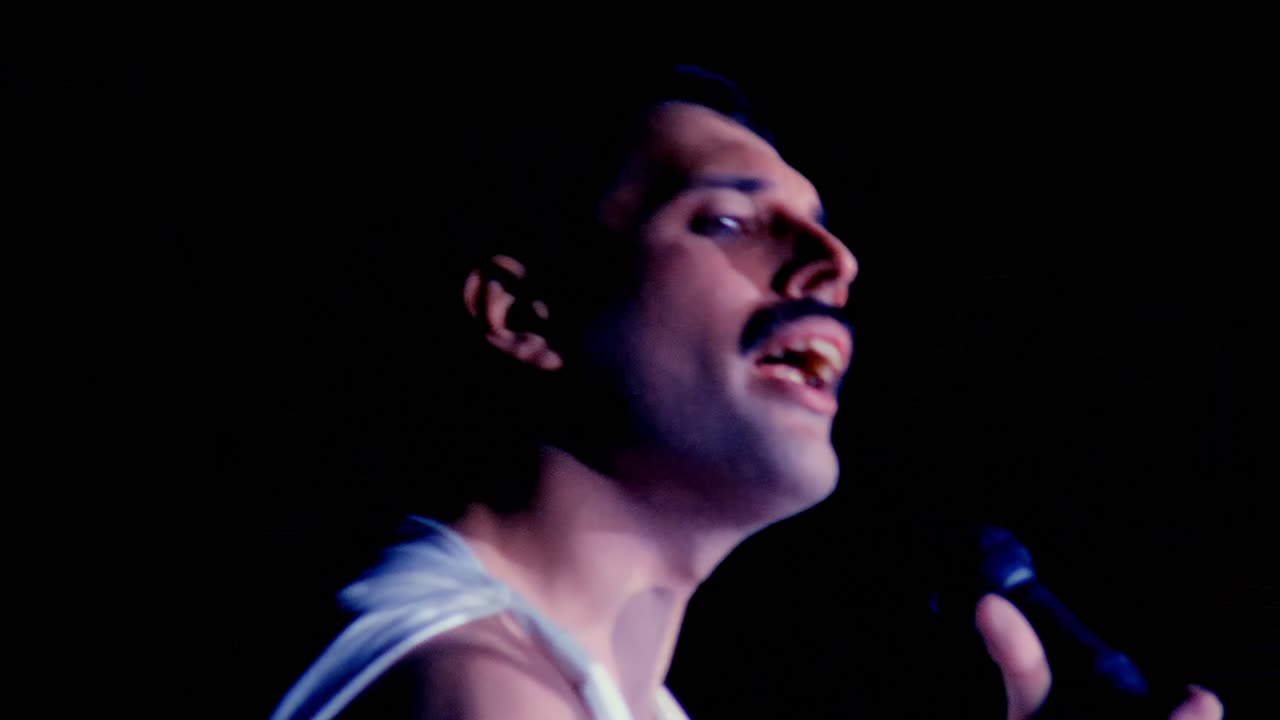 Queen Live in Budapest 1986 Love of my Life remastered 4k