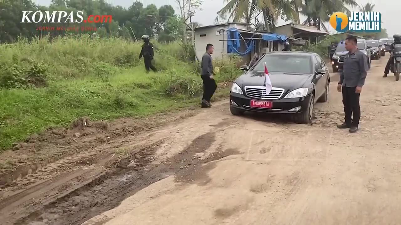 Kunjungi Lampung Jokowi Tolak Naik Heli hingga Sindir Gubernur Lampung