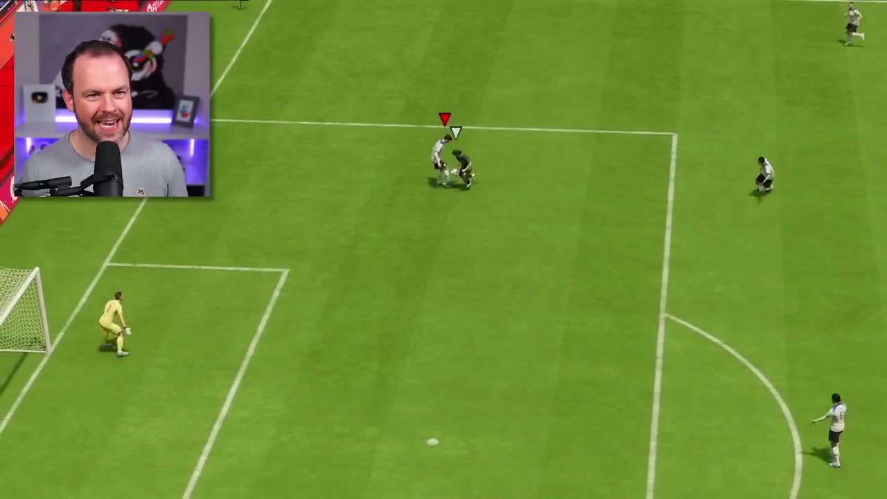 Guess the Player, Score a Crazy Goal
