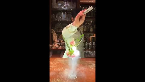 Awesome bartender 😎😎