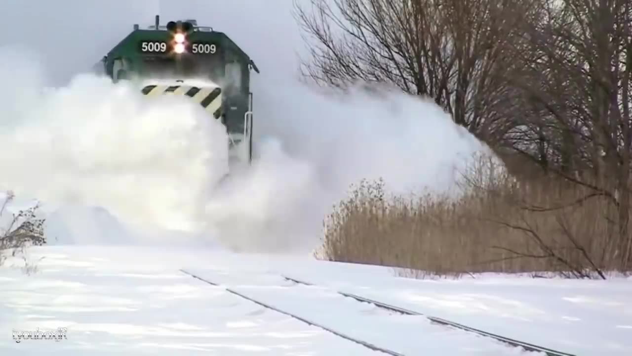 awesome powerful snow plow train removal