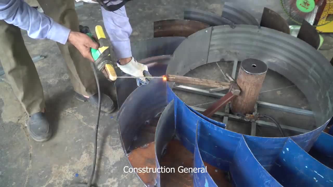 Building A Waterwheel Harnessing Hydroelectric Energy