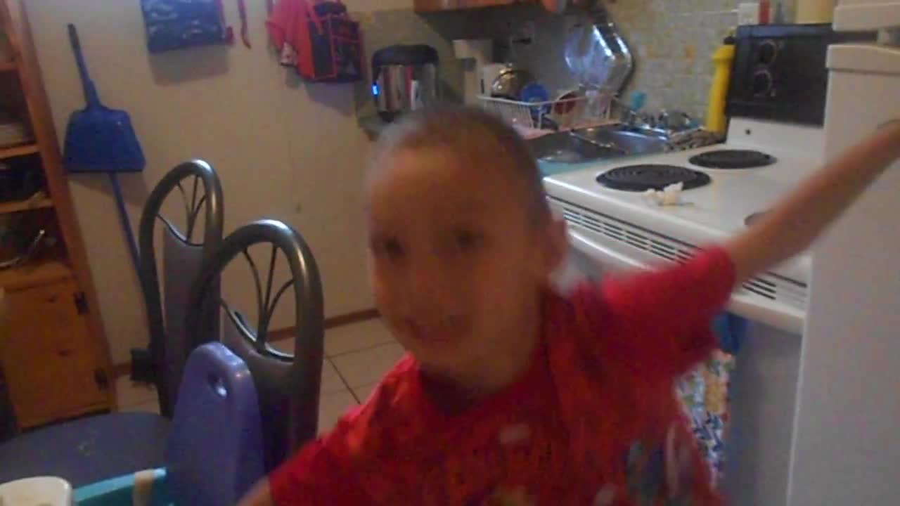 kid gets in trouble for trying to scare prank on his father