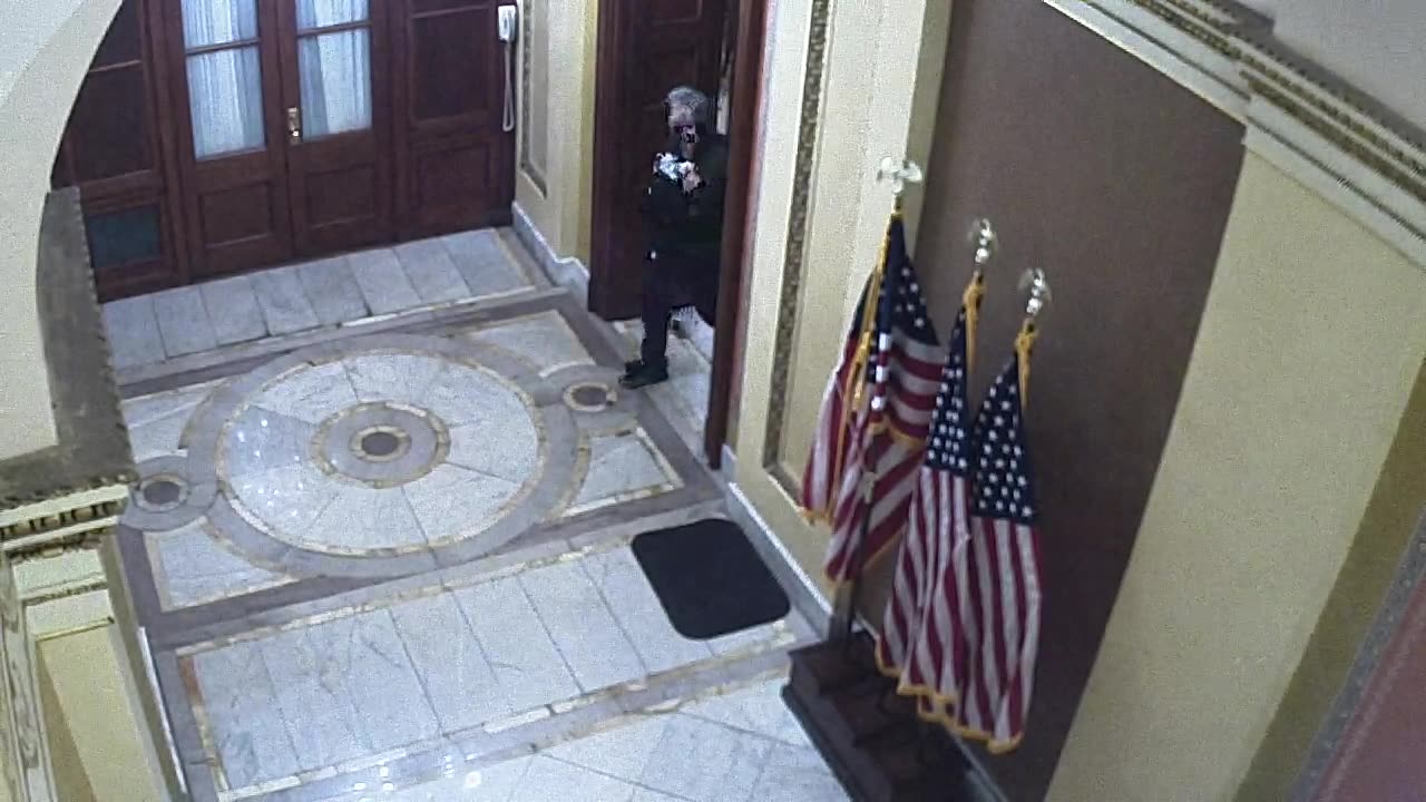 0931USCH02H230_2021-01-06_19h00min01s360ms.mp4