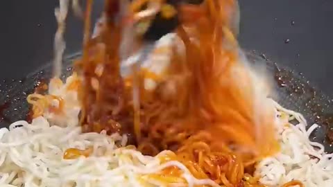 Spicy Garlic Maggi ASMR cooking #food#ASMR#cooking