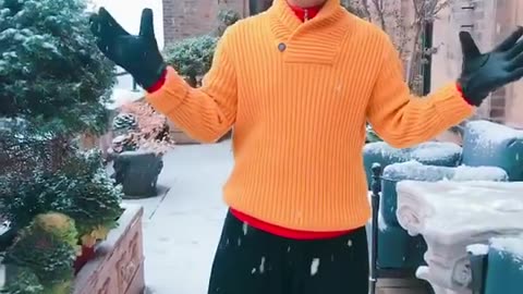 20171209文贵先生视频：报平安✊️✊️✊️纽约下大雪了！一切都是刚刚开始！