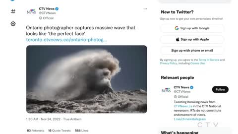 Ontario photographer takes photo of wave that resembles a face