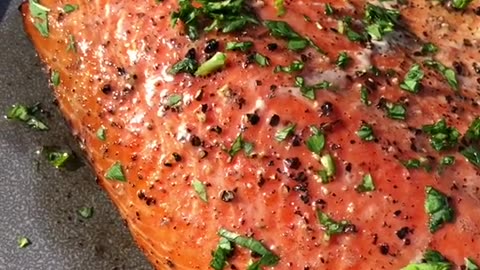 Grilled salmon with brown butter