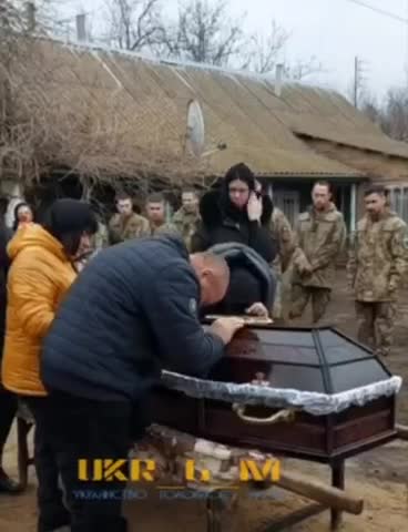 Такая картина сейчас по всей Украине