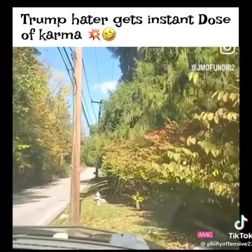 TDS-RIDDEN SIMP CHAD GETS INSTANT KARMA ⚢ AFTER RUNNING OVER TRUMP-VANCE SIGN