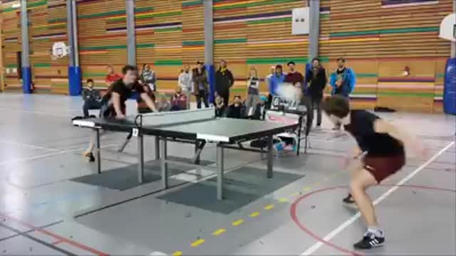 A new waiting to use ping pong table for ball game