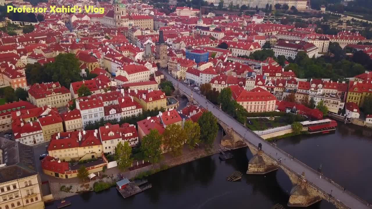 2min tour of Prague, 4K the beautiful capital of Czech Republic