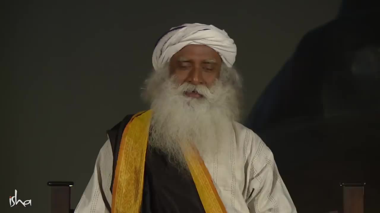 Fruit Diet Good for Human Body by Sadhguru