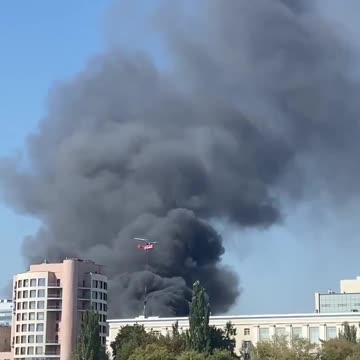 ⚠️⚠️🚨 Russia: Government building on fire in Moscow