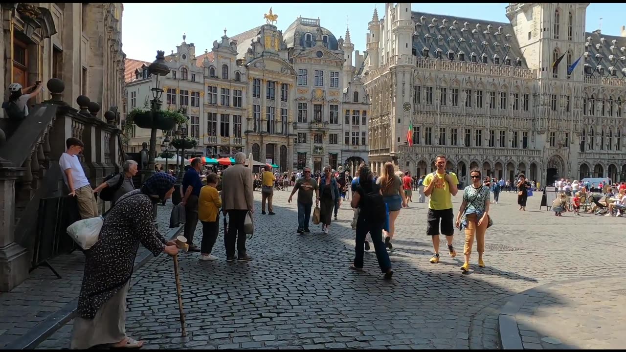 city walk | Brussels Belgium | Trone area (ROYALE) Gare Centrale area (train station)