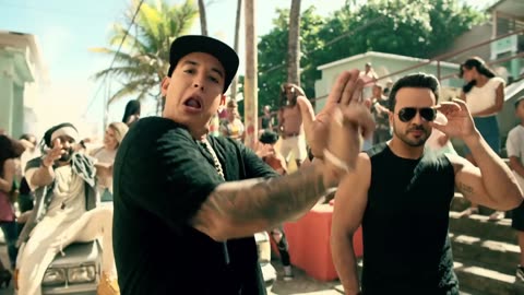 Luis Fonsi - Despacito ft. Daddy Yankee