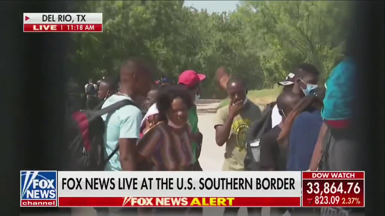 Massive Groups Of Migrants Attempting To Force Their Way Through Border Gate