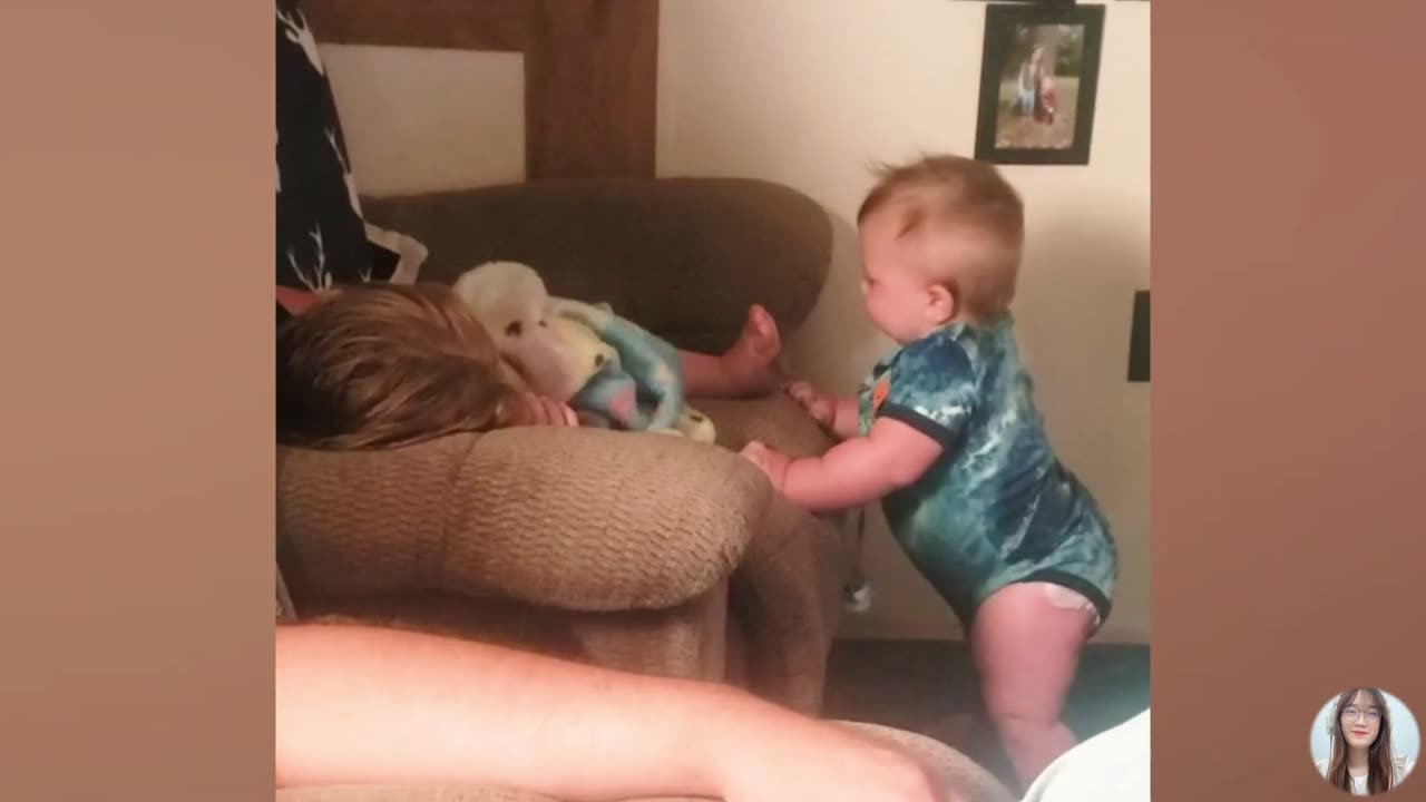 Naughty Baby Fails Video Will Make You Laugh