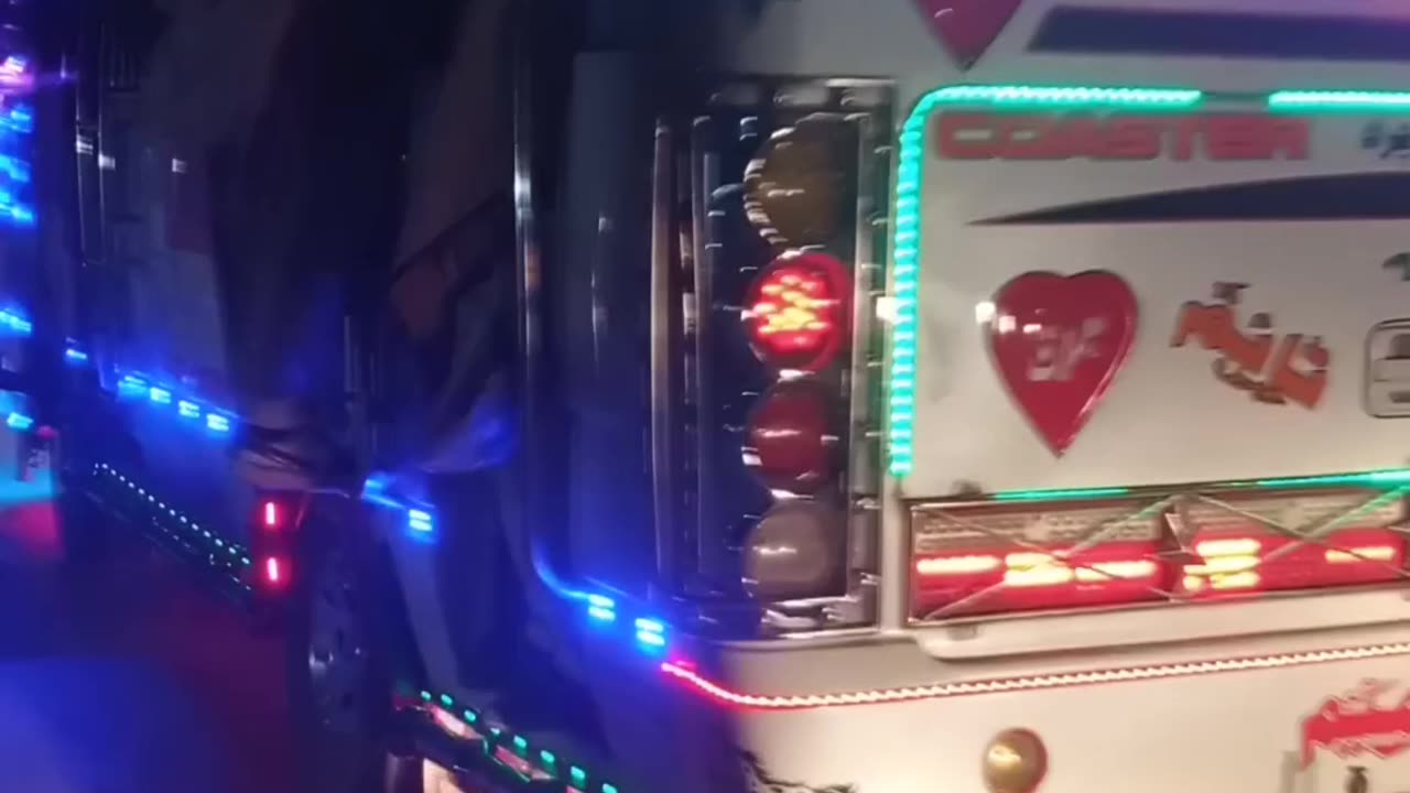 Lightning decorations...https://payup.video/u/205463
