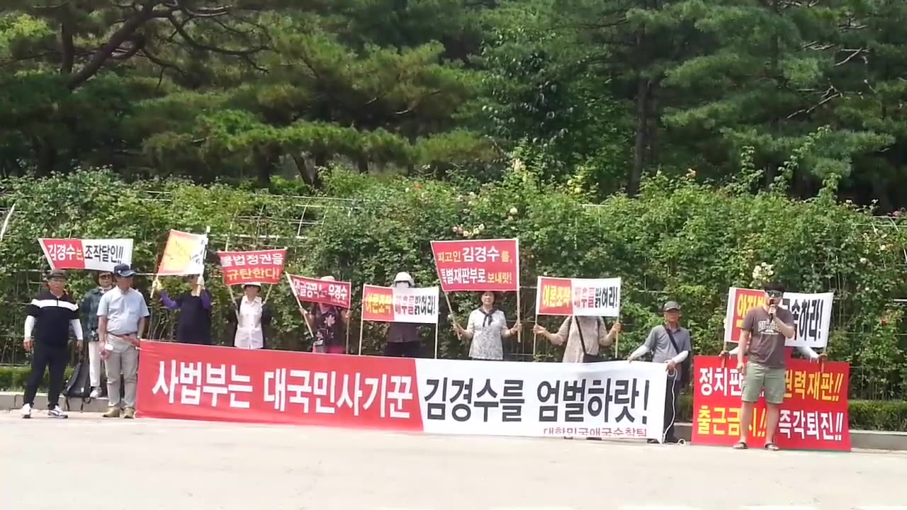 20190722_V3_S01(Hr1jMfTM3gA)젊은이의 이 목소리에 귀를 기울여 많은 국민들이 깨어나길