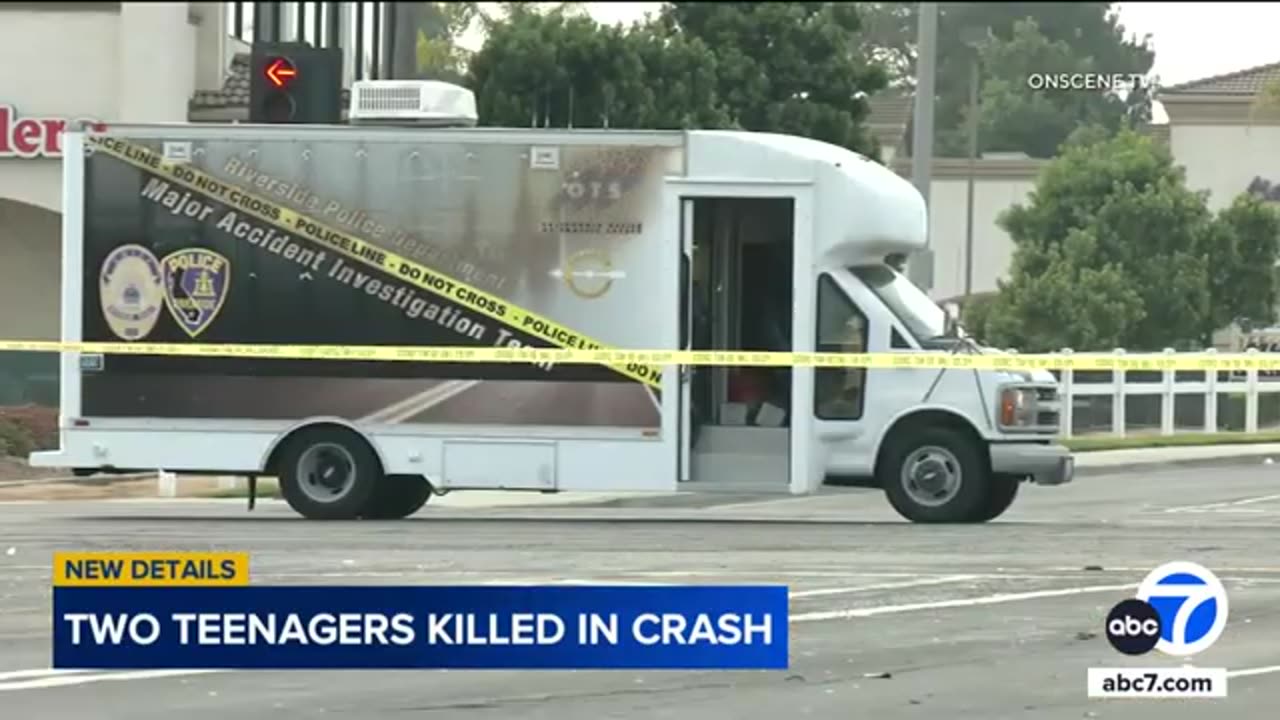 2 teens killed, 1 seriously injured in fiery crash into power pole in Riverside