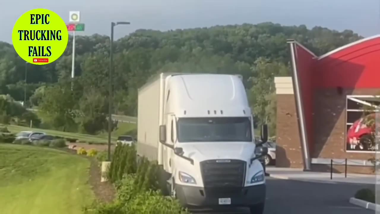 EPIC TRUCK FAILS #25