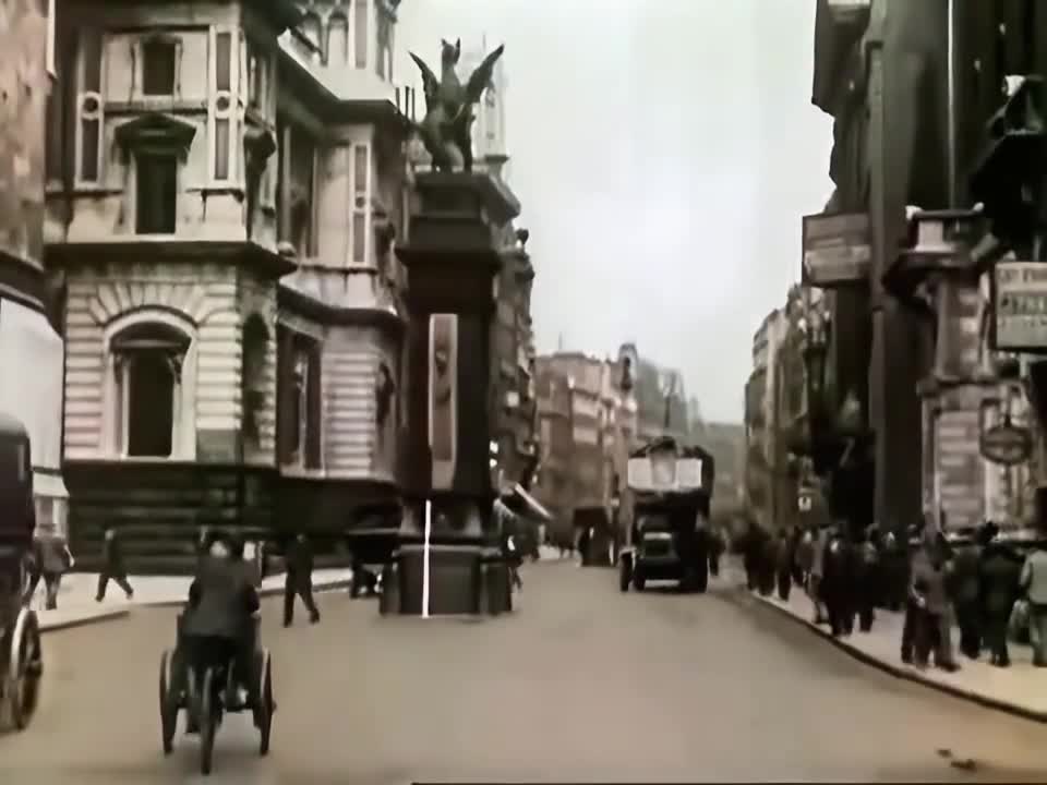 Wonderful London 1920s in color [60fps, Remastered] w_sound design added