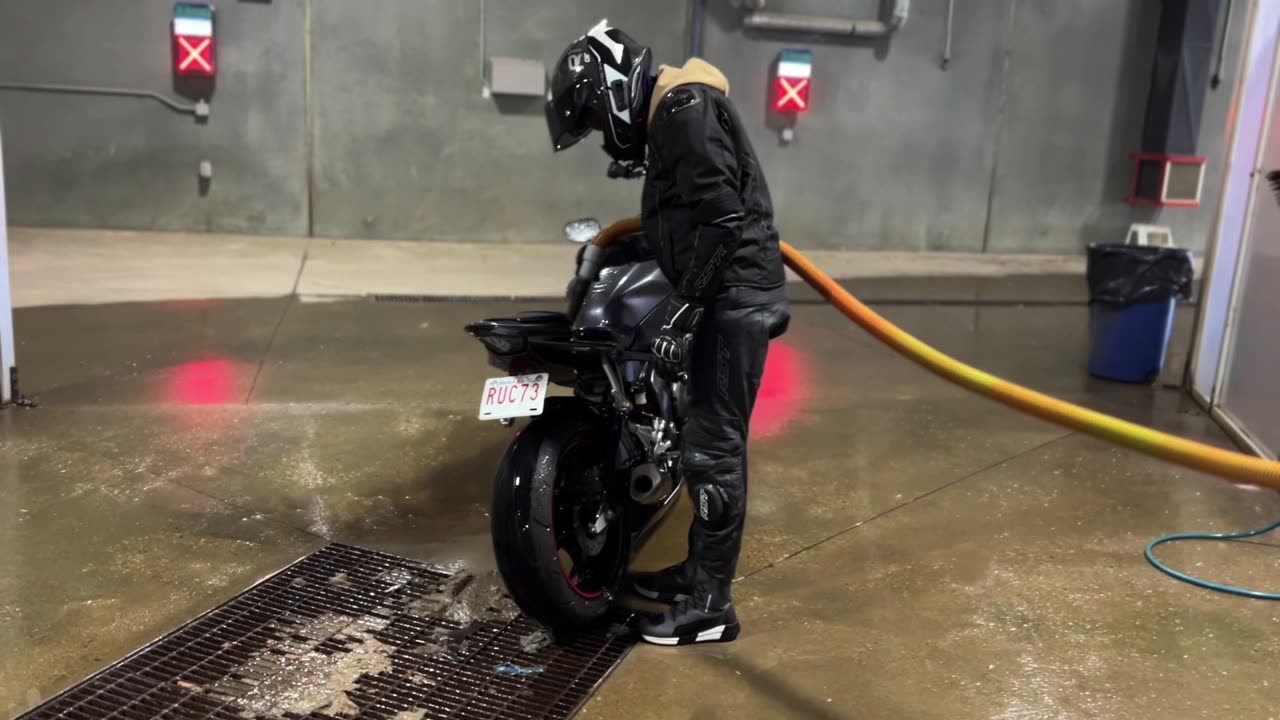 yzf r6 bike wash