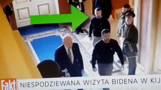 Zelenskyy body double caught on TV!