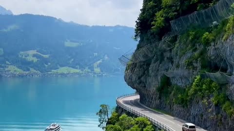 Summer Vibes at the Lake Thun 🇨🇭