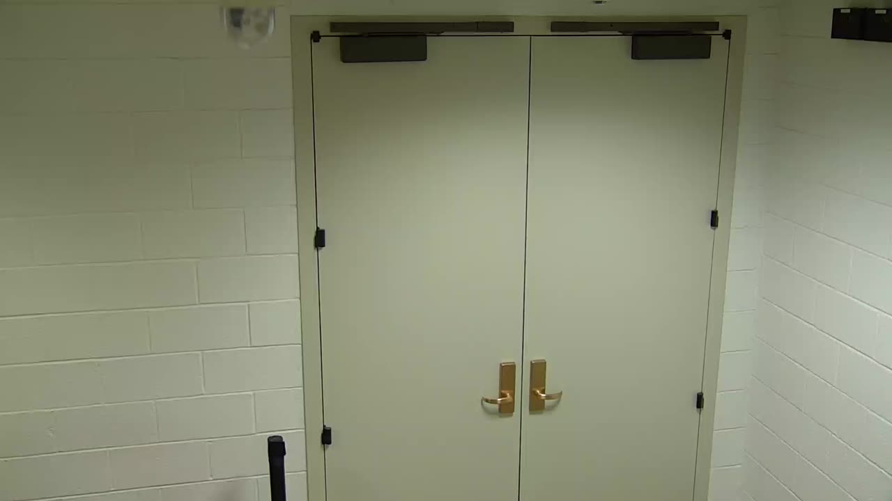 7183CVCULElevator#5Lobby_2021-01-06_16h00min02s210ms.mp4