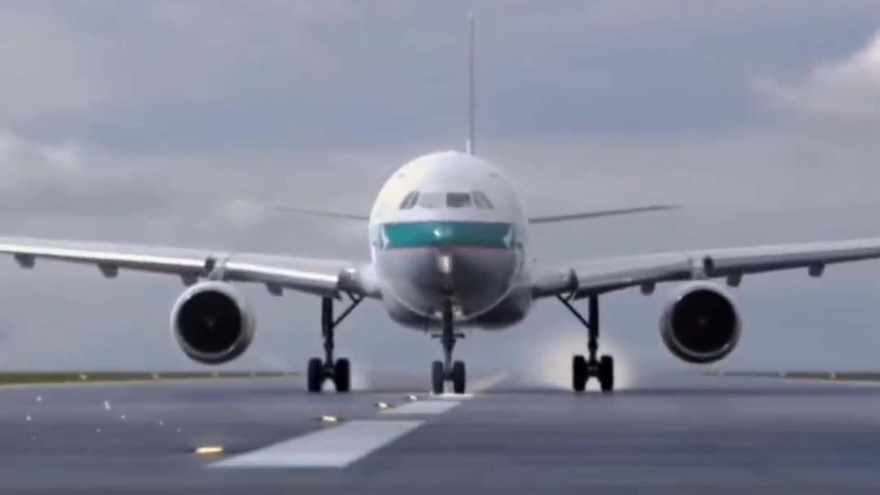 Parachute Landing of Private Jet _shortvideo _shorts