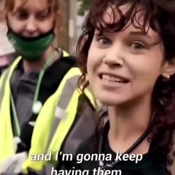 Questa zoccola è sterile , cosa caxxo uccide ?