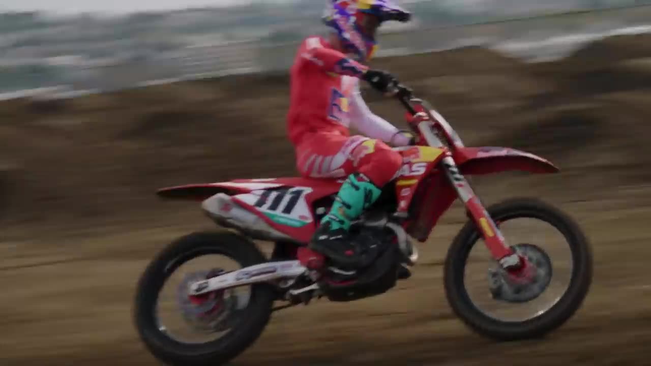 MX World Champion Jorge Prado goes to race in the USA _ Supercross