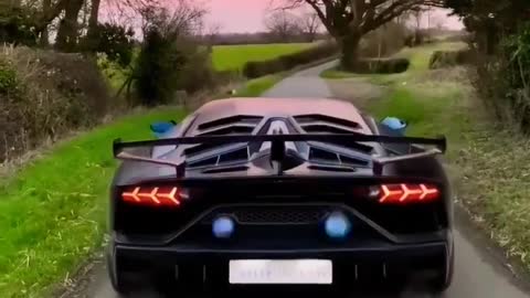 191& Aventador SVJ blasting off