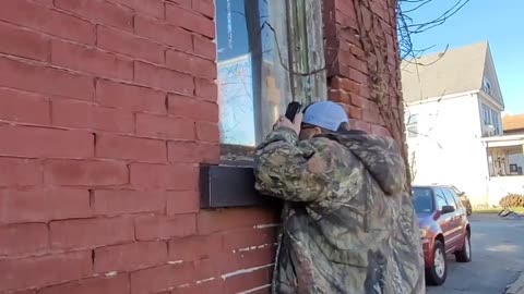 Abandoned old house.. Would you go inside?