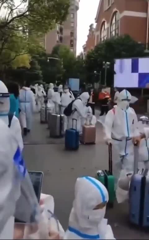 Chinese citizens heading off to the quarantine camps.