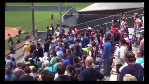 The national anthem wins over the start of the game