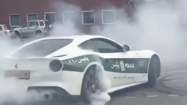 Amazing Ferrari f12 berlinetta car crazy drifting