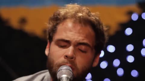 Passenger| Let Her Go( offical video)