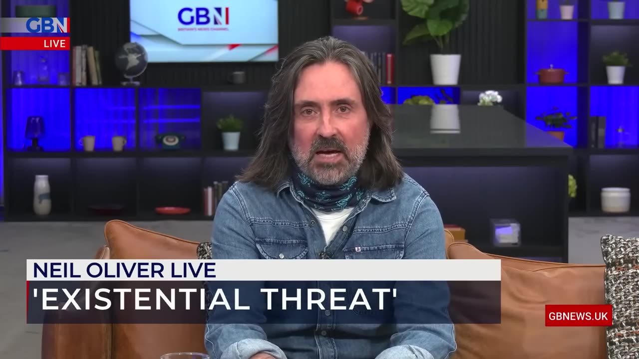Neil Oliver - All The Neo-Liberal Stooges Are Running Scared Now And For Good Reason