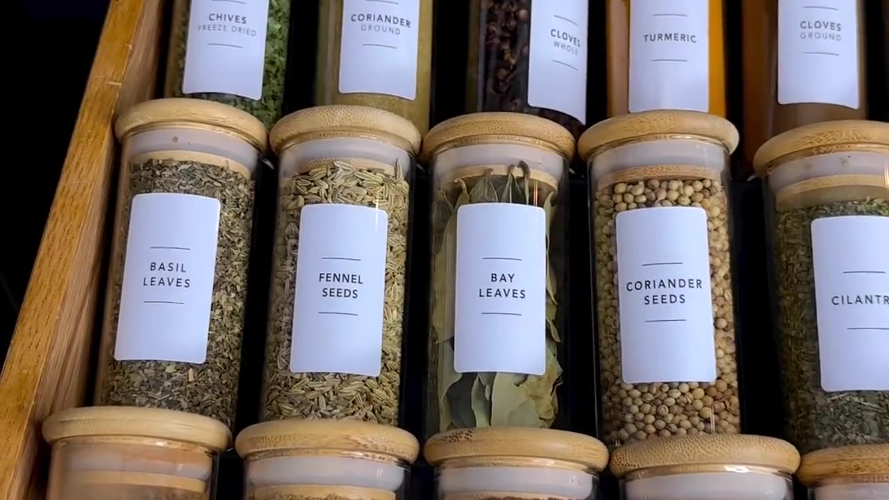 SpaceAid Glass Spice Jars With Labels Organize Kitchen Spice